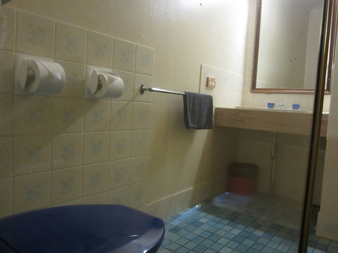 Bathroom 2