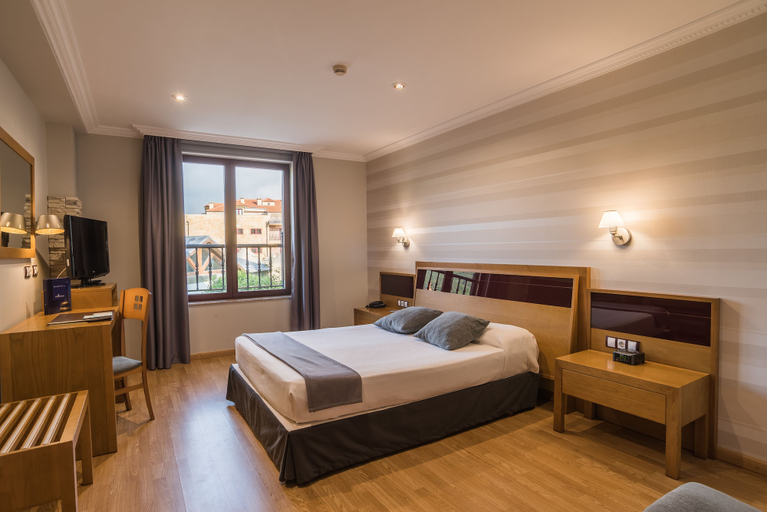 Bedroom 3, Hotel Spa Villa Pasiega, Cantabria