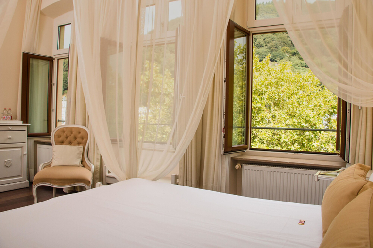Bedroom 4, Hotel Villa Marstall, Heidelberg