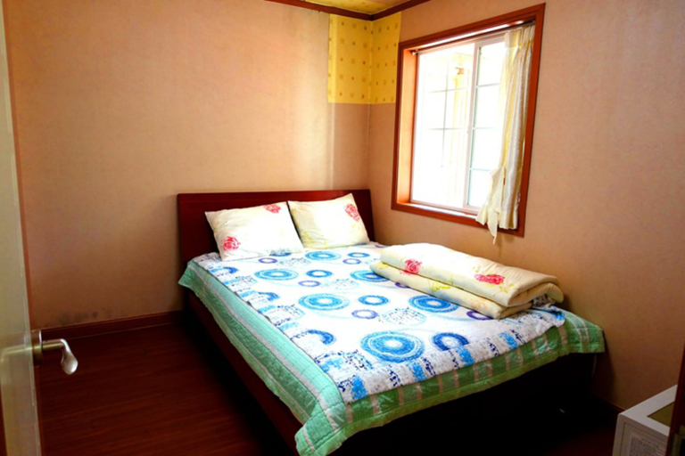 Bedroom 2, Pyeongchang Glade 700 Pension, Hoengseong