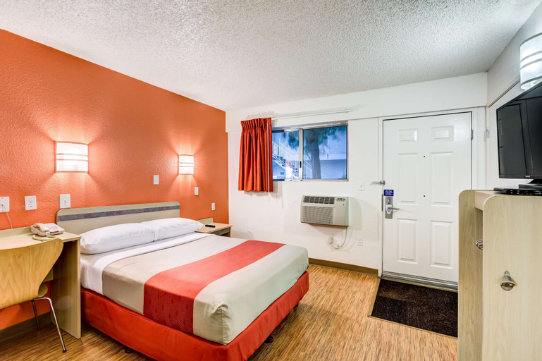 Bedroom 11