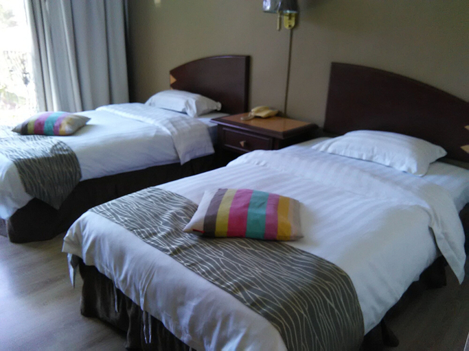 Bedroom 3, Casuarina Hotel, Kota Kinabalu