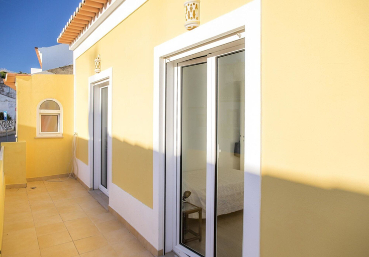 Exterior & Views 2, B34 - Central Townhouse in Lagos, Lagos