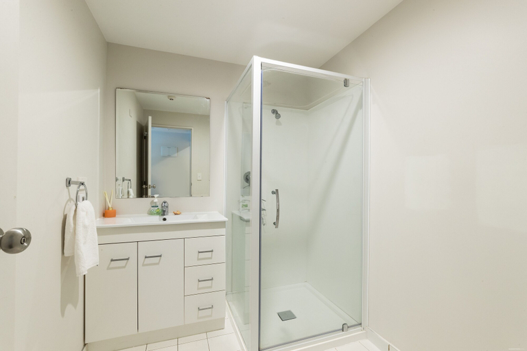Bathroom, Downtown Mountain Paradise - So Central, Queenstown-Lakes