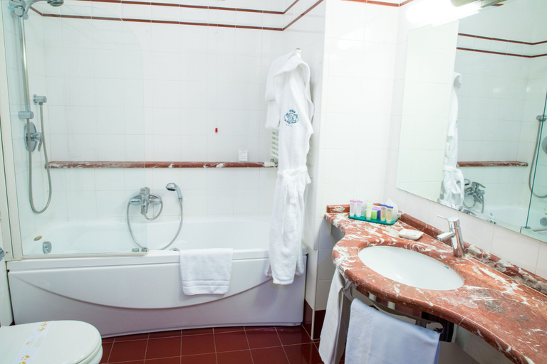 Bathroom 5, Residenza Mecenate, Rome