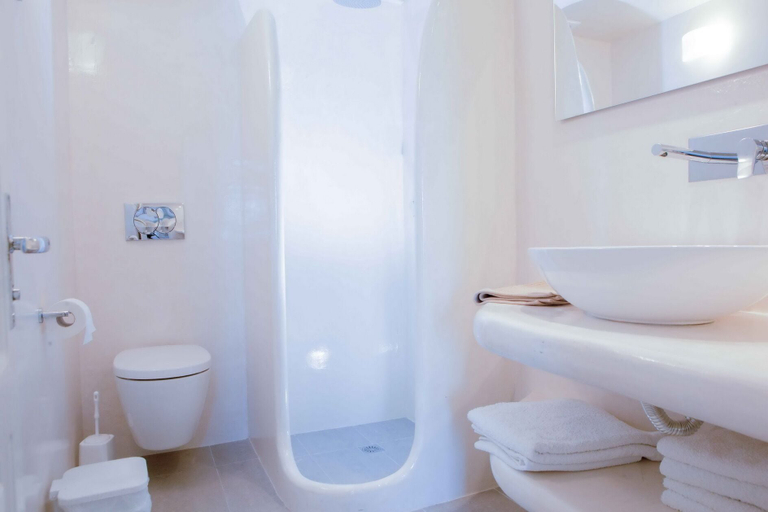Bathroom 3, Centrio Fira Suites, South Aegean