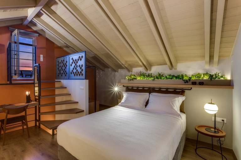 Bedroom 4, 1924 suites, Crete