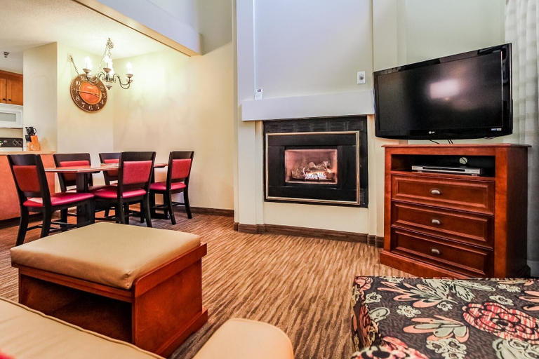Others 5, The Village of Loon Mountain Fixed Rooms, Grafton