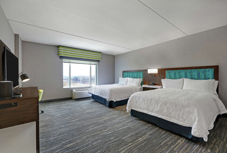 Bedroom 3, Hampton Inn by Hilton Peterborough, Peterborough