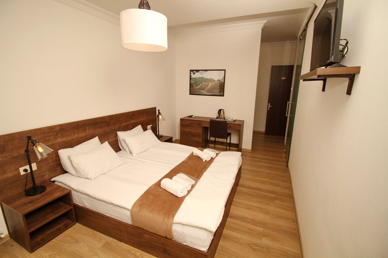 Bedroom 3, Tbilisi View Hotel, Tbilisi