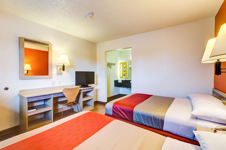 Bedroom 29