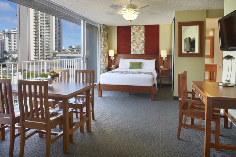 Bedroom 3, Pacific Monarch Hotel, Honolulu