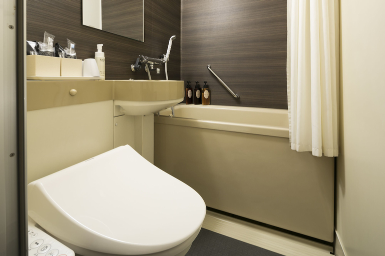 Bathroom 2