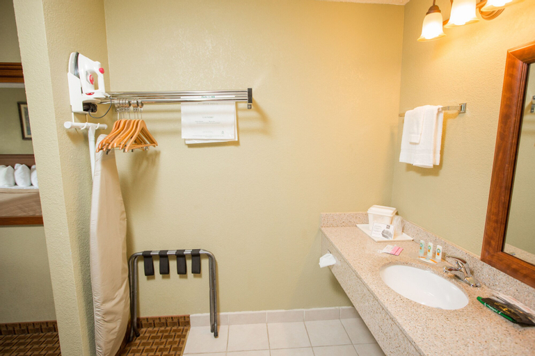 Bathroom 5