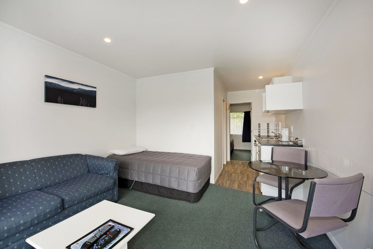 Others 5, Camellia Court Motel, Hutt city