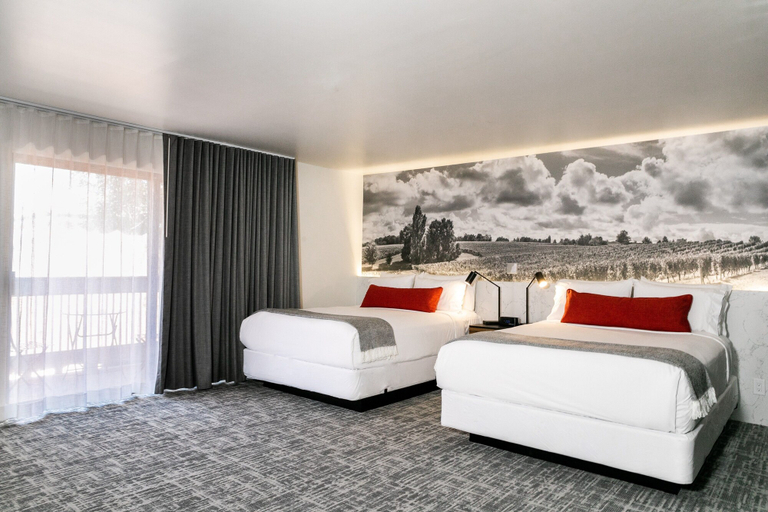 Bedroom 5, Vinland Hotel and Lounge, Santa Barbara