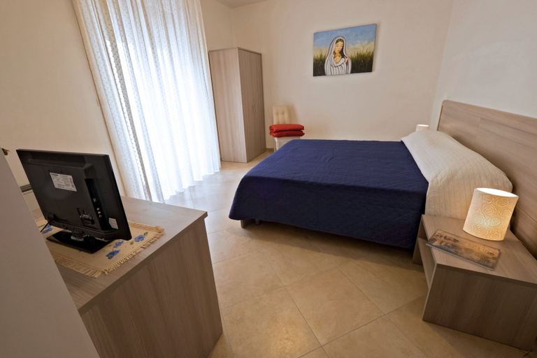 Bedroom 3, B&B Monte Castello, Brindisi