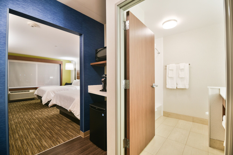 Bedroom 2, Holiday Inn Express & Suites LEHI - THANKSGIVING POINT, Utah