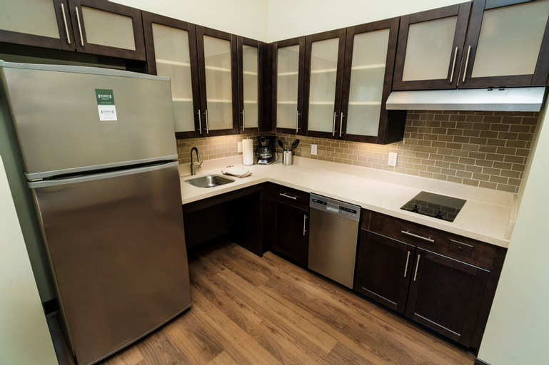 Dining Room 25