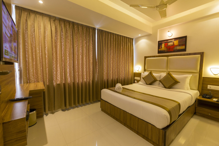 Bedroom 3, Grand Plaza Suites, Kozhikode