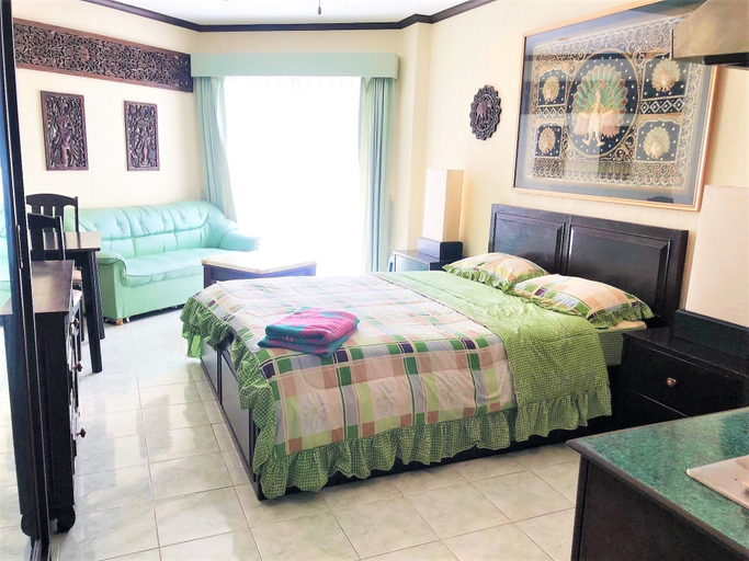 Bedroom 2, 15th Floor Sea View Apartment - Sleeps 2, Pattaya