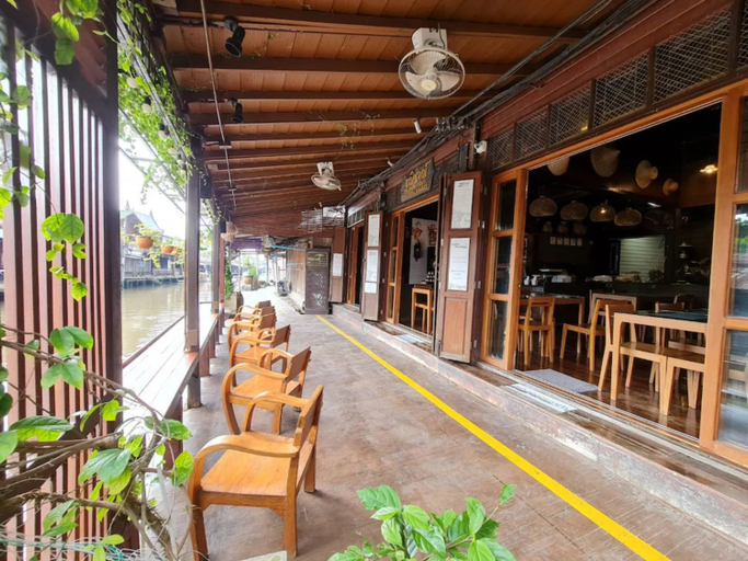 Food & Drinks 4, Thanicha Resort Amphawa, Amphawa