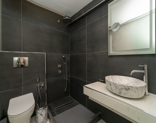 Bathroom 3, Karalis City Hotel, Peloponnese
