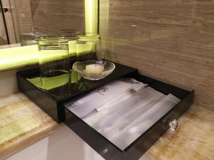 Bathroom 5