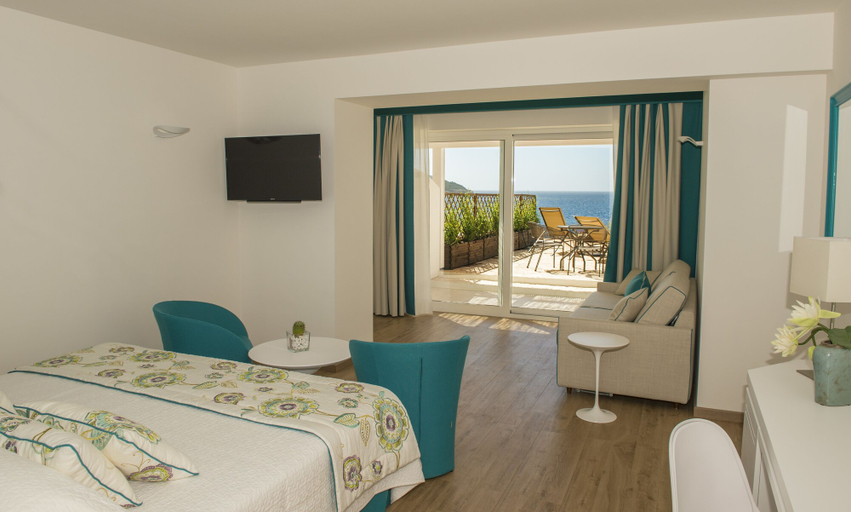 Bedroom 3, El Faro, Sassari