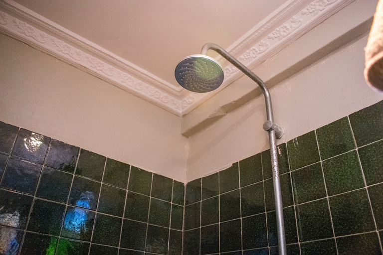 Bathroom 3, Chelsea Suites Limited, Amuwo Odofin
