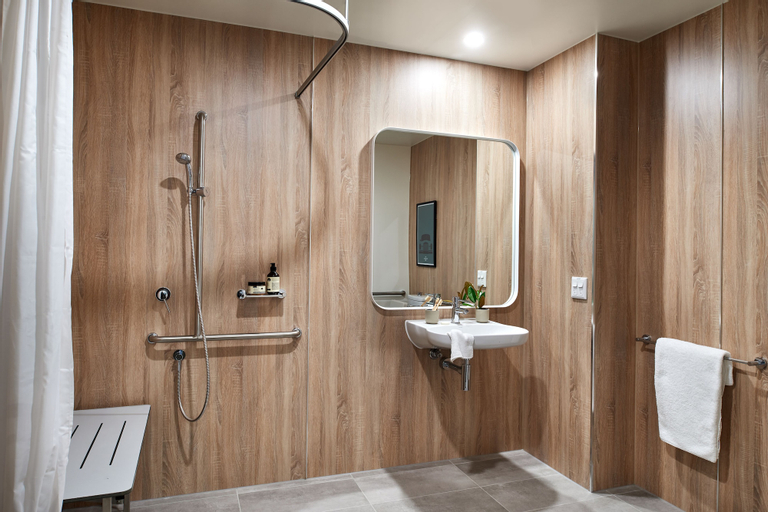 Bathroom 17