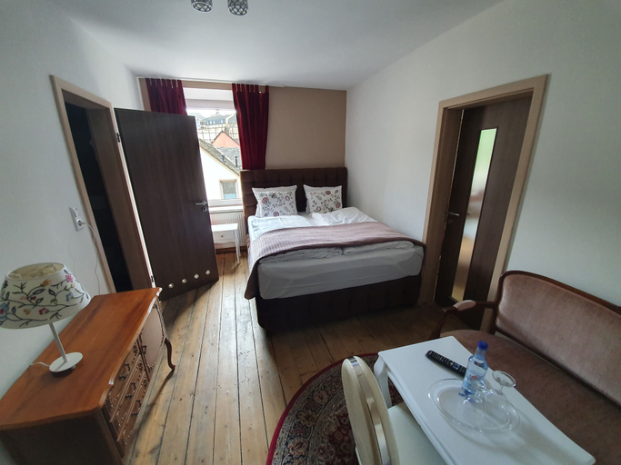 Bedroom 4, Osteria Del Vino Cochem, Cochem-Zell
