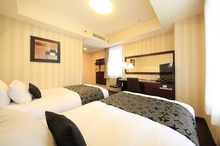 Bedroom 13