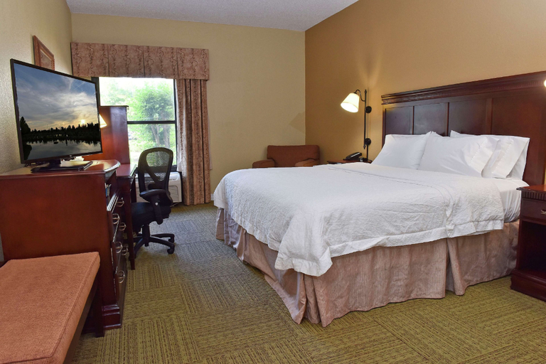 Bedroom 3, Hampton Inn Ruston, Lincoln