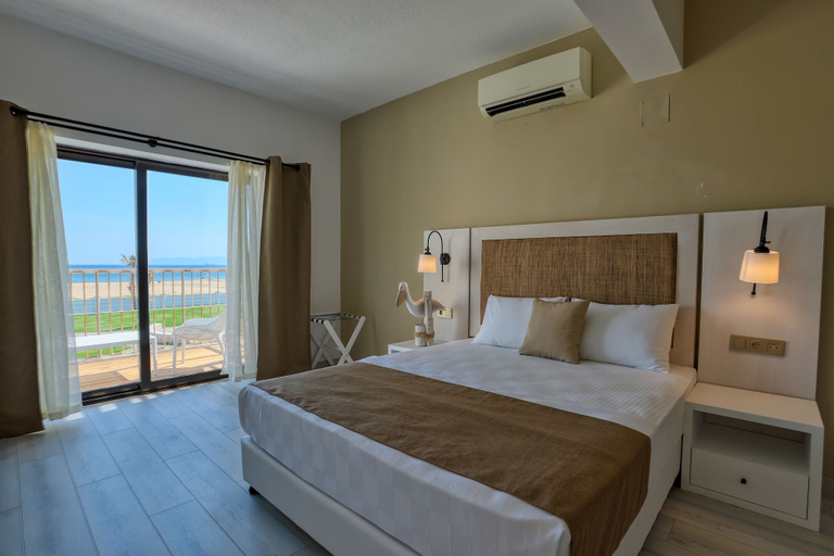 Bedroom 3, Ayvalık Sea Resort, Ayvalık