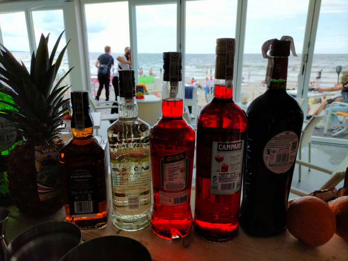 Food & Drinks 5, Villa Martini, Kamień