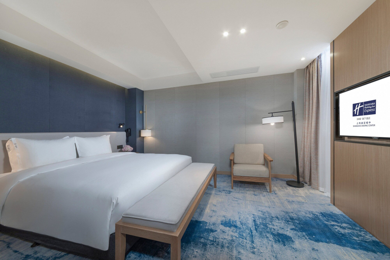 Bedroom 4, Holiday Inn Express SHANGHAI JIADING CENTER by IHG, Shanghai