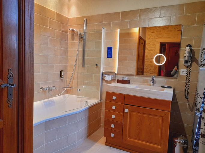 Bathroom 3