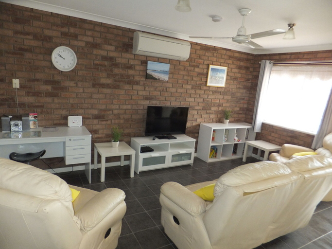 Others 4, Ocean Beach Chalet 18, Dandaragan