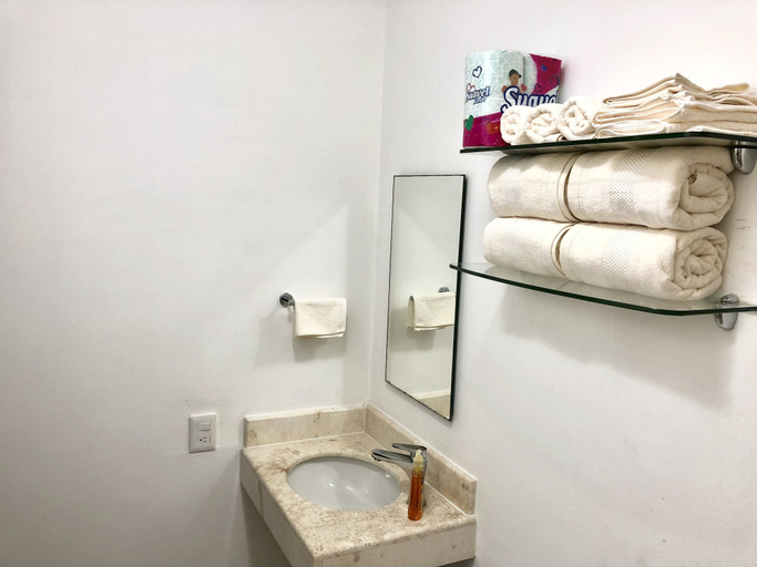 Bathroom 3, Habitalia Apartments, Benito Juárez