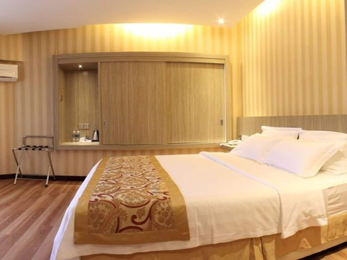 Bedroom 6