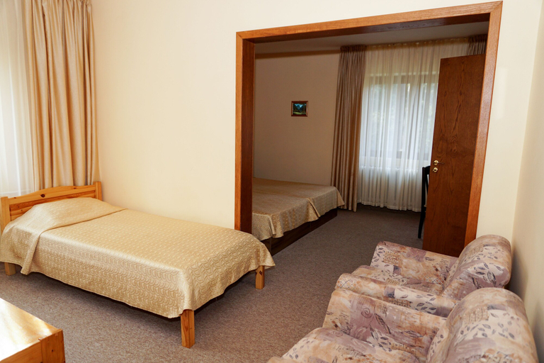 Bedroom 2, Hotel Bor, Samokov