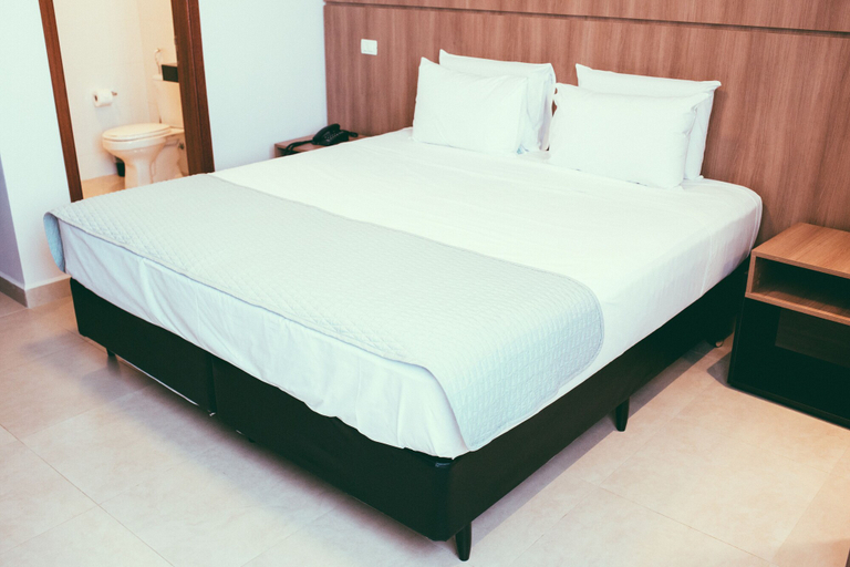 Bedroom 4, Occitano Apart Hotel, Piracicaba