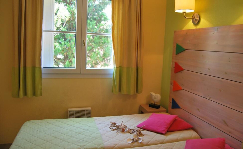 Bedroom 2, Lagrange Vacances Le Village des Aloés, Pyrénées-Orientales