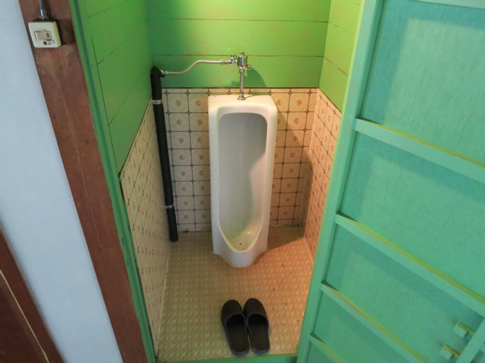 Bathroom 3