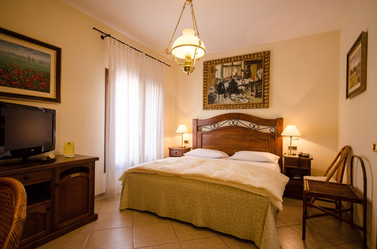 Bedroom 2, Hotel Corte Vecchia, Modena