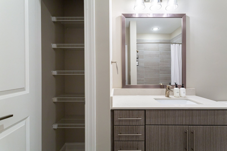 Bathroom 4, Kasa FreeMoreWest Charlotte, Mecklenburg