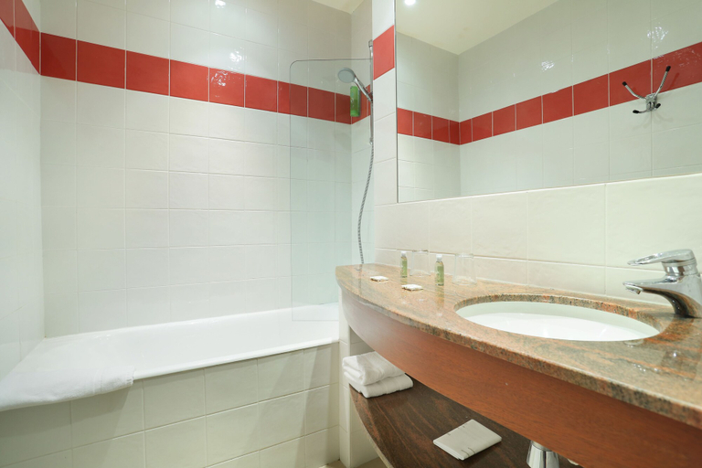 Bathroom 4, Concortel, Paris