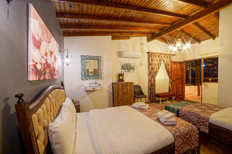 Bedroom 3, Affan Boutique Hotel, Merkez