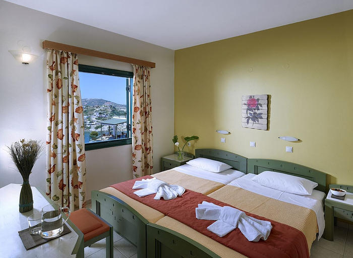 Bedroom 2, Erivolos Hotel Apartments, Crete